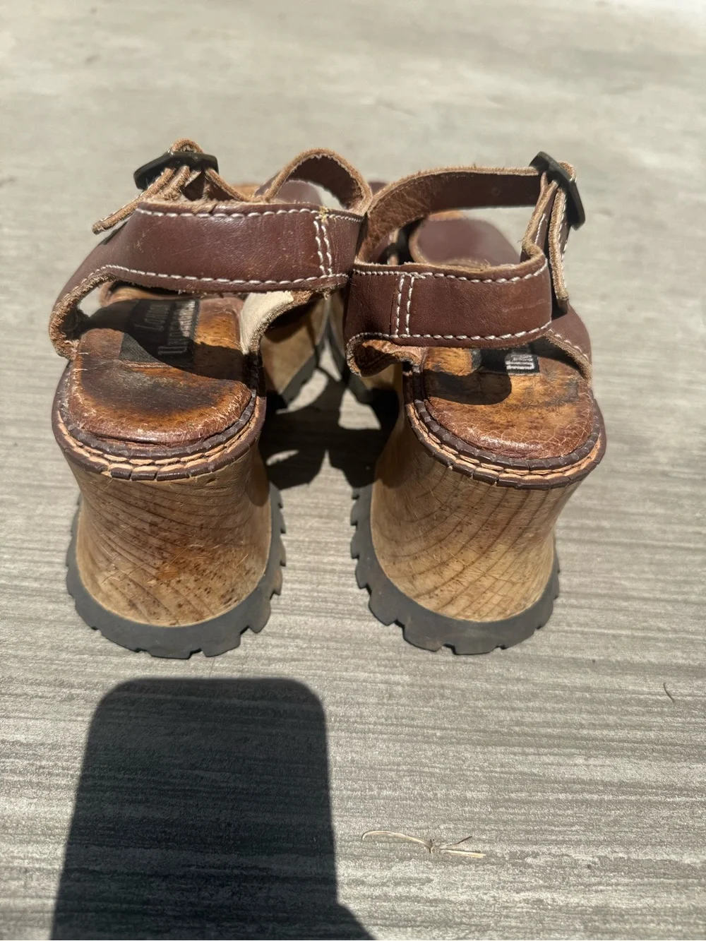 VTG 90s London Underground Brown Leather Strappy Platform Sandal Wood Sole Sz 8